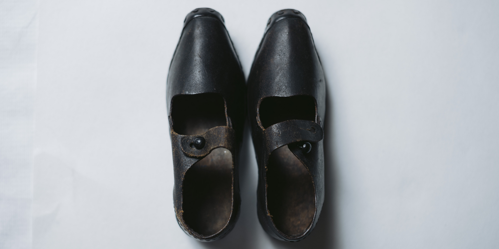 The Industrial Revolution Symmetrical Shoe